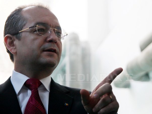 Boc: Obiectivul nostru e sa crestem pensiile in 2011