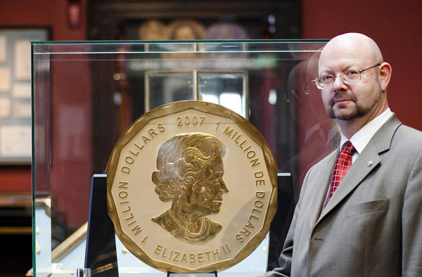 Cea mai mare moneda de aur, scoasa la licitatie