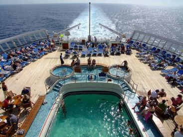 70% dintre romani stau acasa in concediu