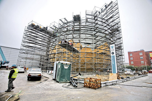 Constructorii se plang ca au de recuperat 1,5 miliarde de euro de la clienti