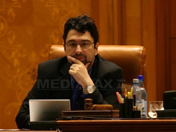 Sever Voinescu: Un avantaj al crizei este ca se prabuseste iluzia ca statul este cel care da in permanenta