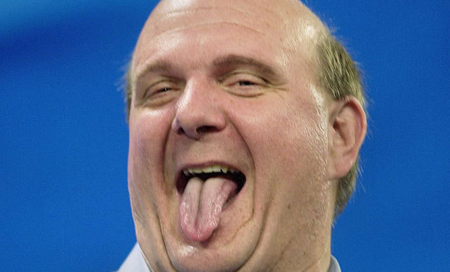 Ballmer ataca iPad-ul lui Jobs: Este doar un alt PC