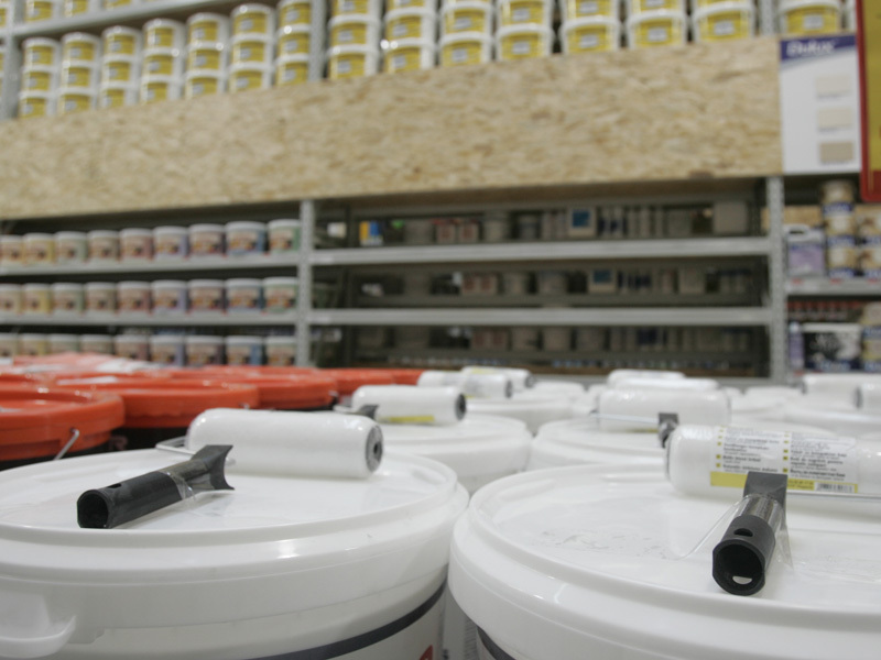 Gigantul Akzo Nobel: Suntem in discutii pentru preluarea unui producator local de vopsea