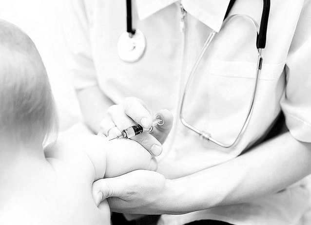 Zeci de mii de nou-nascuti, ramasi nevaccinati fiindca Institutul Cantacuzino nu mai produce vaccin