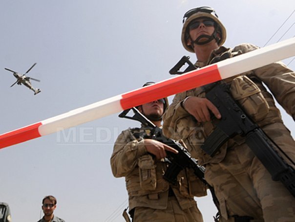 Militarii NATO se vor retrage din Afganistan in 2014