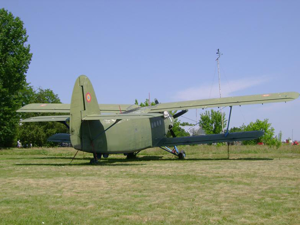 Unsprezece morti intr-un accident aviatic la Aerodromul din Tuzla