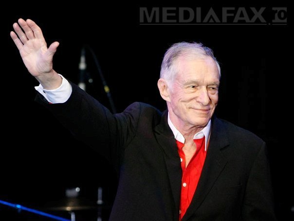 Hugh Hefner vrea sa preia toate actiunile Playboy si sa delisteze compania