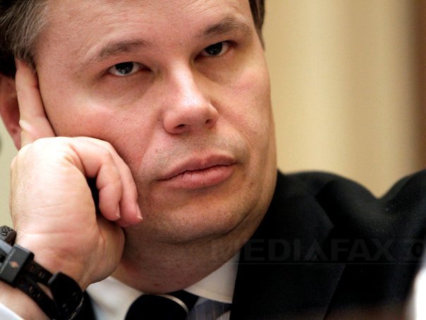 Franks: Legea salarizarii trebuie modificata, astfel incat sa isi produca efectele din 2011