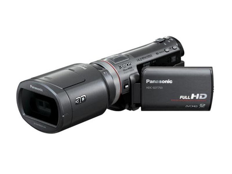 Panasonic a lansat prima camera video 3D din lume destinata amatorilor