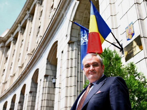 Finantele cer FMI o noua derogare privind arieratele, tinta nu a fost atinsa nici la 6 luni