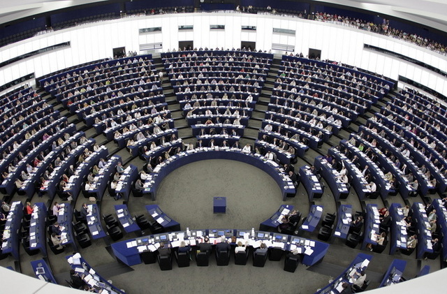 Vreti salariu de peste 4.800 euro pe luna? Vedeti ce se cauta in UE