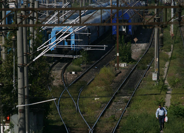 Apogeul întârzierilor pe Valea Prahovei. CFR racordează un pod nou la Breaza