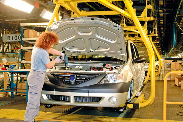Dacia si Ford vor urca Romania pe locul sase in topul producatorilor auto din regiune