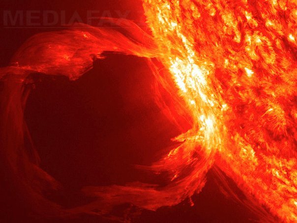 Pământul ar putea fi lovit de un val de căldură extremă, din cauza unei explozii solare masive