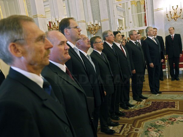 Ungaria trebuie sa reduca deficitul bugetar sub 3% din PIB anul urmator