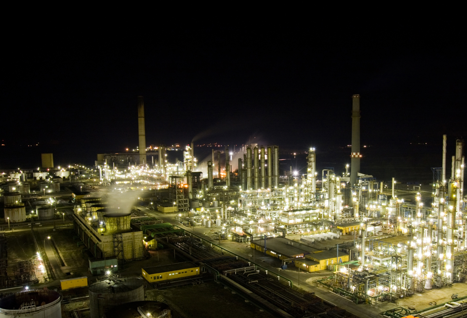 Datoria KazMunaiGaz pentru Petromidia ar putea genera cel mai mare proces din istoria corporatista a tarii
