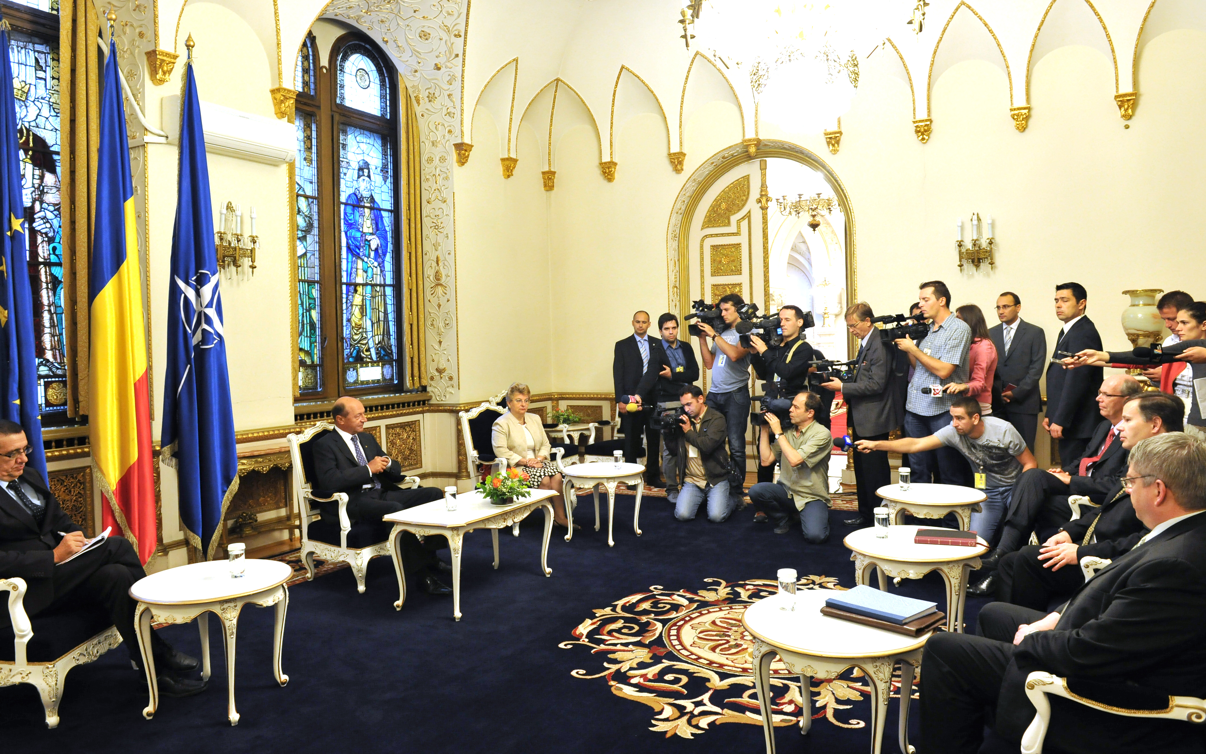 Basescu: In octombrie trebuie analizata posibilitatea discutarii unui nou acord cu FMI