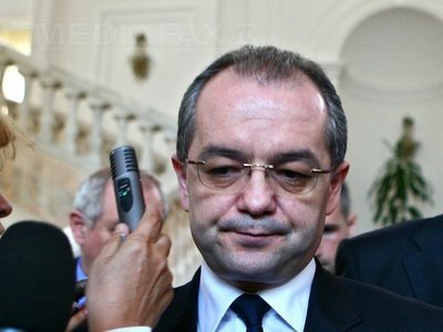 Boc: Blaga si-a asumat responsabilitatea pentru greselile altora