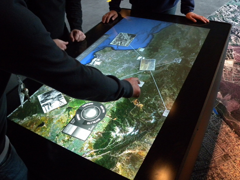 CS Vision a lansat prima masa multitouch din Romania