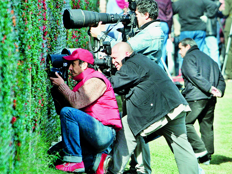 Paparazzi de masini. Cine sunt cei care va arata noile modele inainte de lansare