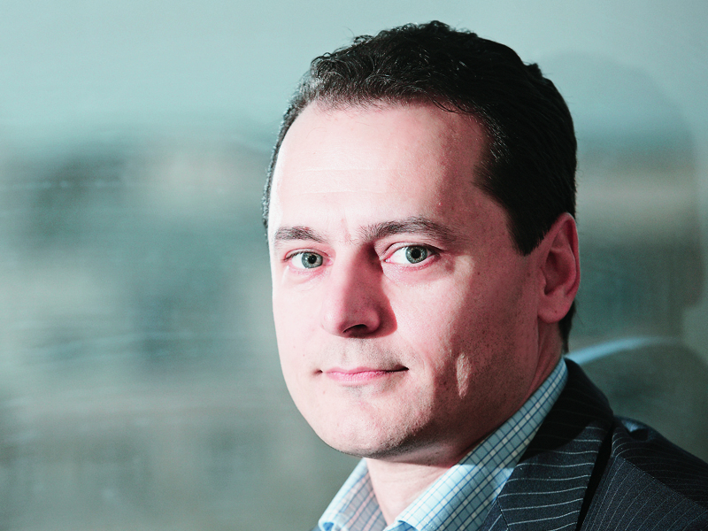 Marius Ghenea, PcFun. Despre Marius Ghenea se poate spune ca are antreprenoriatul in sange. A construit mai multe afaceri de la zero si, de cativa ani, a devenit si „business angel“, investind in afaceri aflate la inceput de drum.