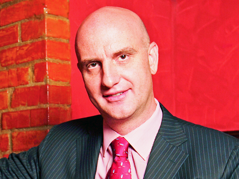 Fondatorul și directorul lanțului de restaurante City Grill, Dragos Petrescu spune despre viața sa că a fost o succesiune de școli: unele dintre ele școli cu profesori și amfiteatre, dar cele mai multe - de viață.