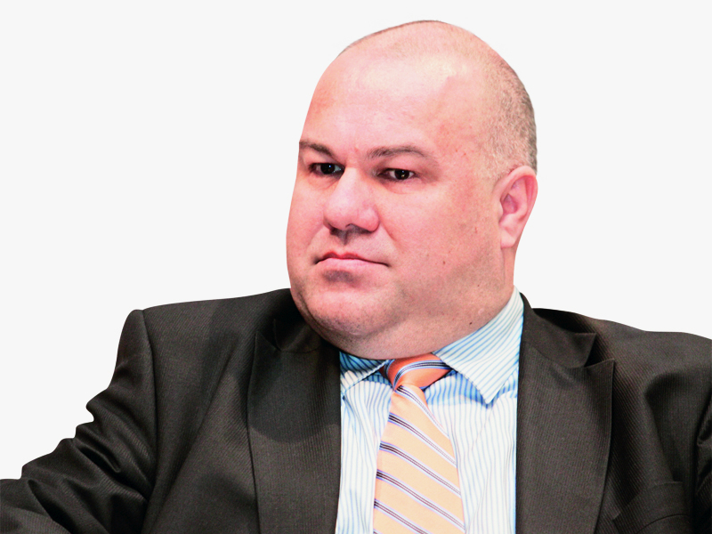 Călin Tatomir, unul dintre cei mai cunoscuți manageri din industria locală IT&C, conduce din octombrie 2008 reprezentanța locală a gigantului american Microsoft, în locul lui Silviu Hotăran.