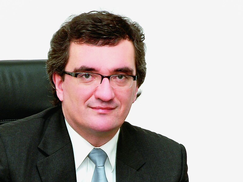 Frank Hajdinjak, E.ON Enegrie Romania. Cariera lui Hajdinjak a început în 1988 în cadrul aceleiași companii în care lucrează și astăzi. Doar țara s-a schimbat.