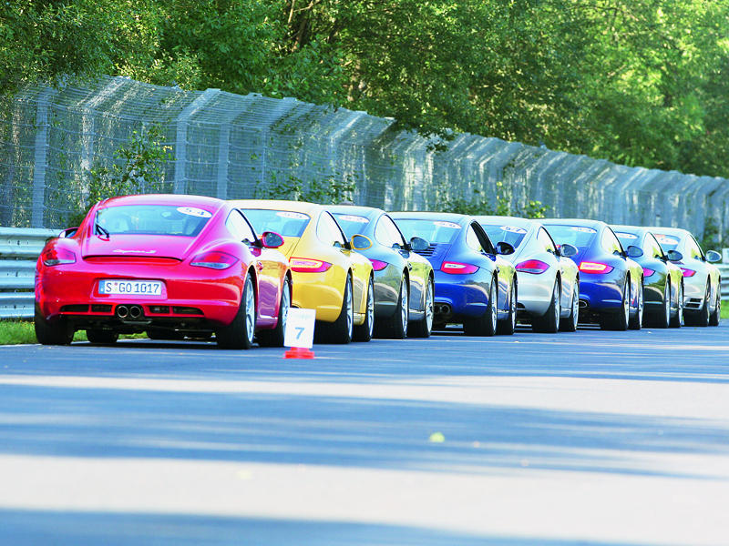 Cu Porsche pe circuitul de la Nürburgring