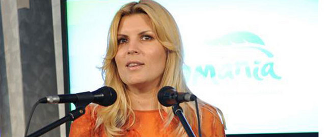 Elena Udrea, despre scandalul frunzei: "O facatura interna sau externa, pentru a face praf un lucru facut in folosul tarii"