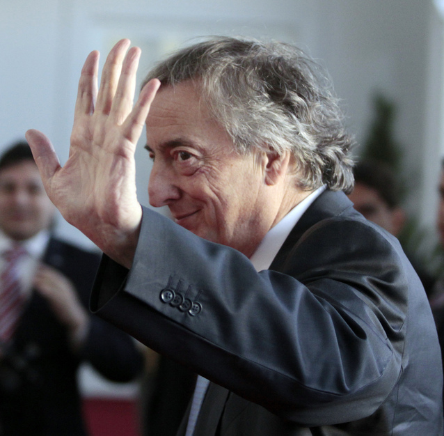 Ce are in comun presedintele Romaniei cu fostul presedinte al Argentinei? Agresivitatea si femeile-politician