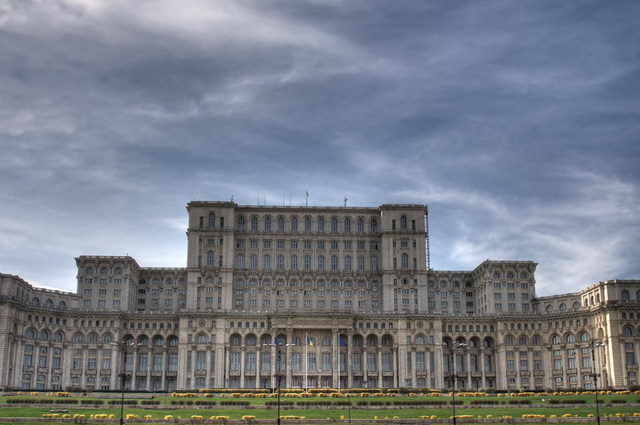 Summit-ul Dunarii reuneste la Bucuresti 22 de delegatii din 14 state si Comisia Europeana