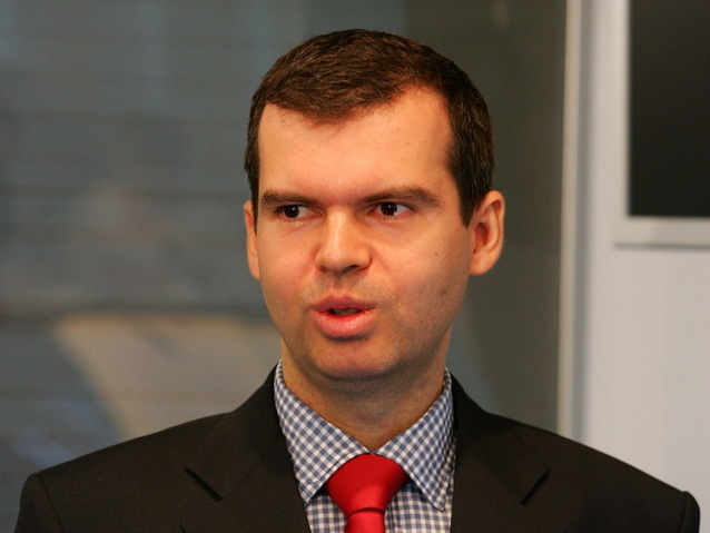 Cel mai activ broker de pe Bursa listeaza un fond pentru amatorii de investitii in aur