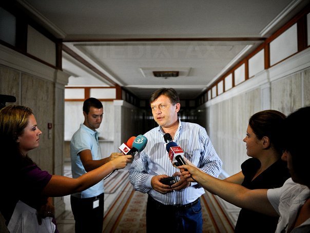 Antonescu: In ultimele aparitii, Basescu a aratat "definitiv ratacit", "despartit" de nevoile tarii