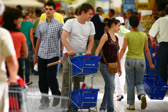 Creste inflatia, scade puterea de cumparare. Ce mai faci cu salariul tau