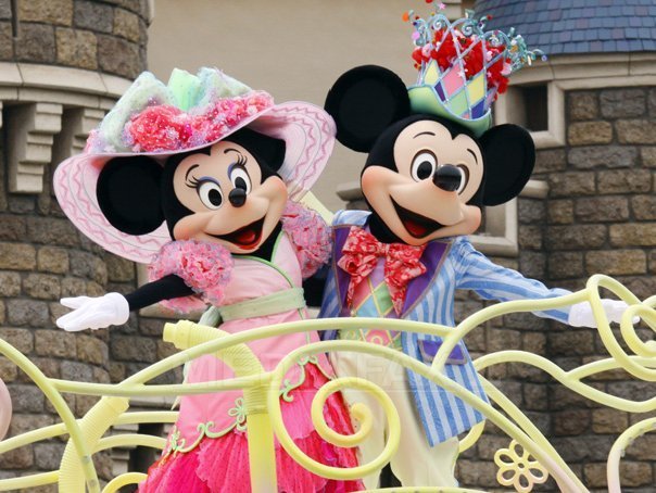 Disney a incheiat un acord pentru constructia unui parc Disneyland la Shanghai