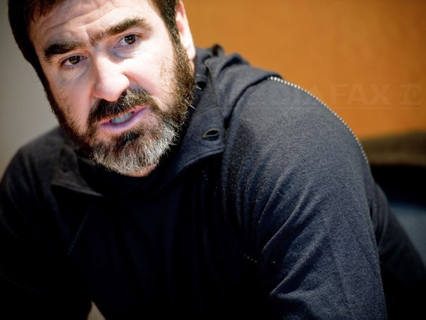 Un protest fata de sistemul bancar mondial, lansat de Eric Cantona, sustinut de mii de internauti
