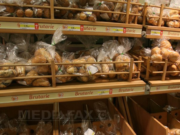 Pretul painii va creste cu peste 15% din luna februarie