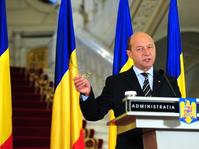Basescu, despre CC: E evident cat de penibila poate fi o institutie inconsecventa cu propriile decizii