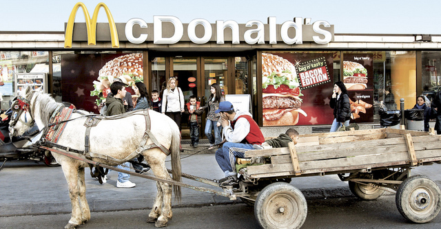 Cum a mancat generatia fast-food doua miliarde de euro
