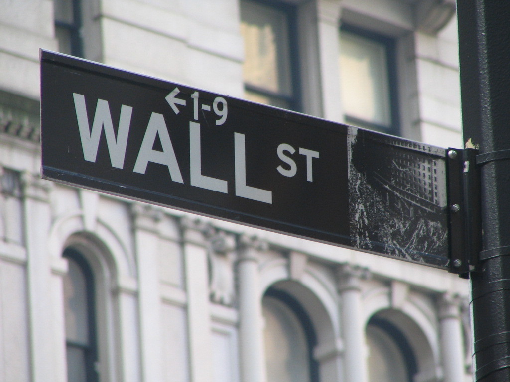 NYT: O societate secreta de pe Wall Street conduce piata tranzactiilor cu instrumente derivate