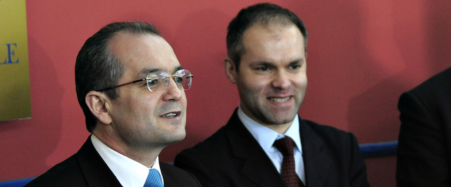 PDL face scoala: Boc isi plateste parlamentarii cu 44 de milioane de euro prin scoli si gradinite
