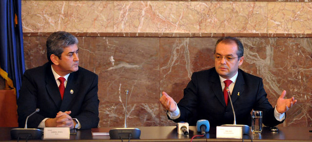 Ce vrea Oprea de la PDL: o alianta pe model ACD, posturi de vicepresedinti la Camera si Senat