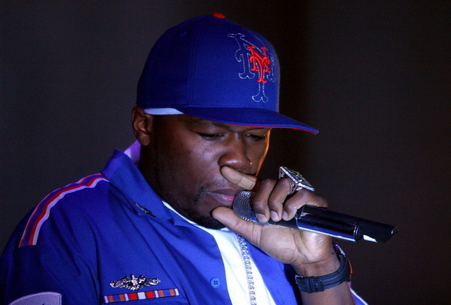 Rapperul 50 Cent a facut peste noapte 10 mil. $ pe bursa