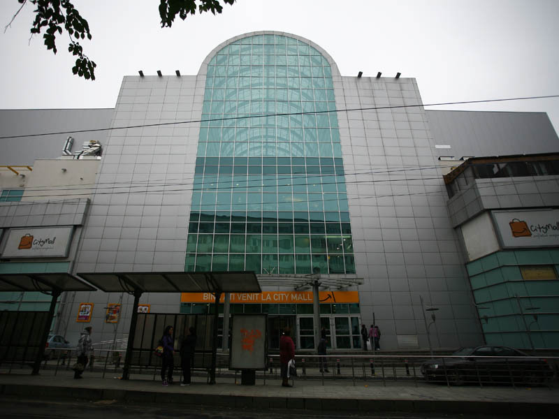 City Mall este administrat de Coldwell Banker