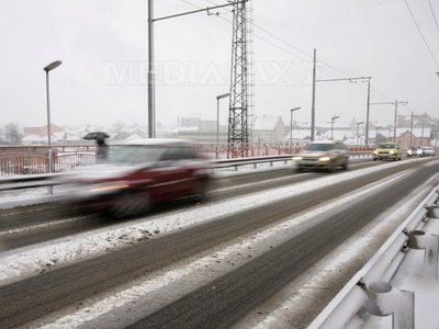 Calvarul soferilor – ce drumuri nationale sunt acoperite de zapada