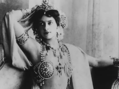 De la Talleyrand si Mata Hari la Maria Tanase si Pacepa