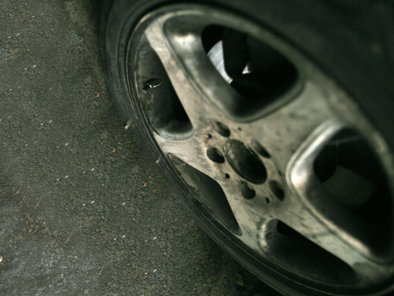 Cat platesti pe amenzi in 2011? Roti pline de noroi – 603 de lei! Numere murdare – 201 lei!