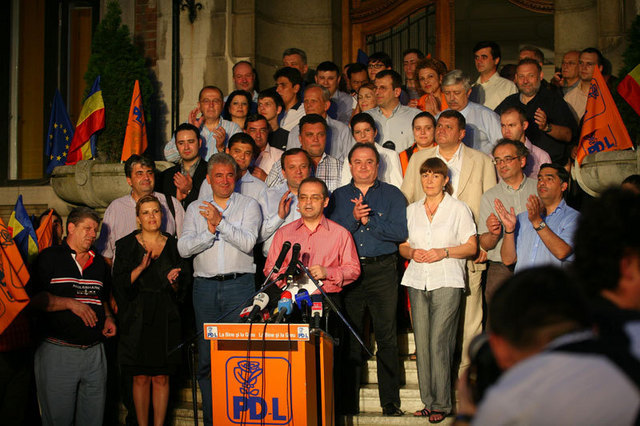 Pedelistii au primit interdictie la „dezbaterile sterile”. Prezenta la TV, conditionata de orar