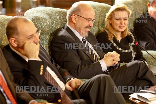 UDMR, solicitata din nou sa-si confirme sustinerea fata de PDL